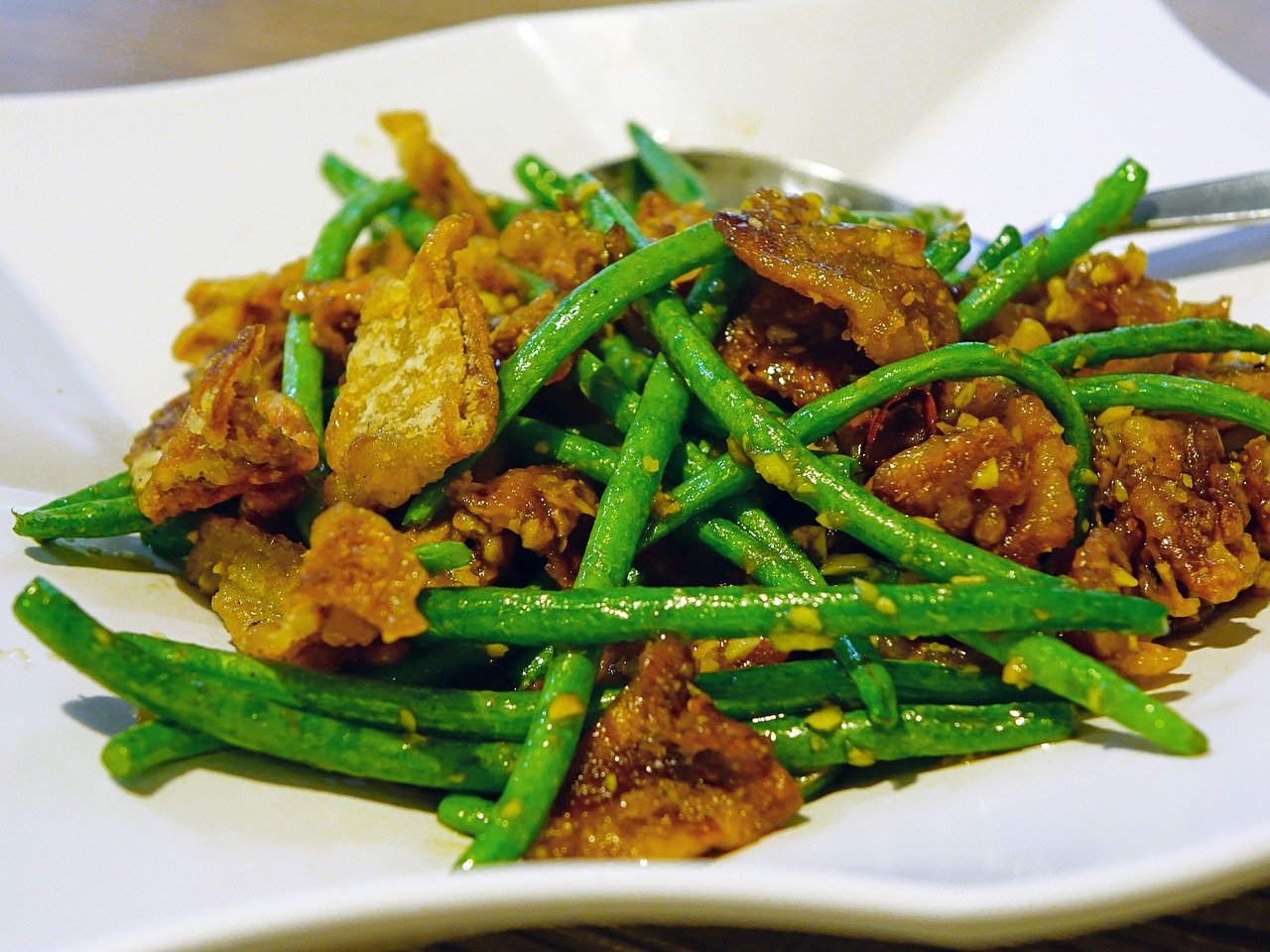 Spicy Stir-Fried Eggplant (Aubergine)