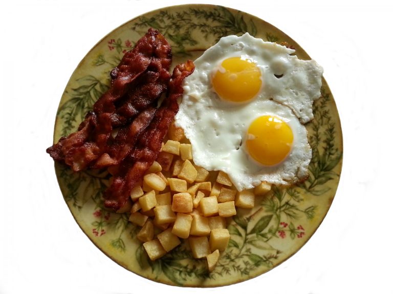 Scalloped Eggs and Bacon