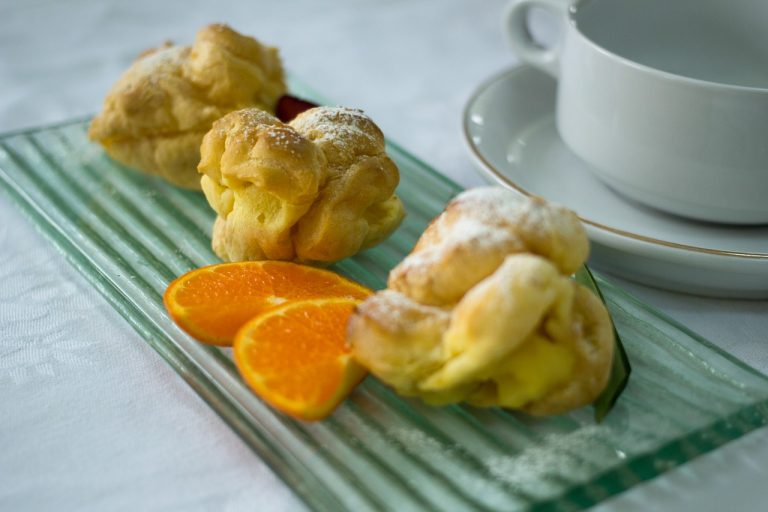 Ekmek Kadaifi (Pastry Topped With Custard and Whipped Cream)