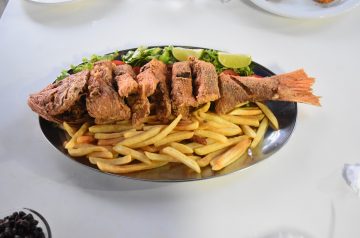 Good Ol' English-Style Beer-Battered Fish 'n Chips