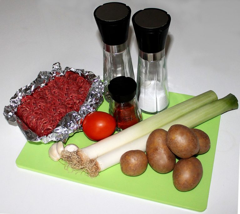 Grilled Rib-Eye of Beef With Warm Potatoes