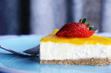 Fresh Berry Lemon Cheesecake- No Bake