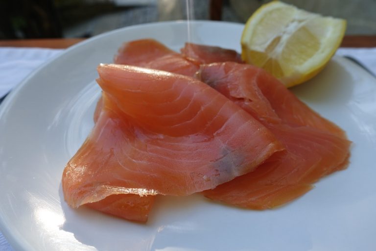 Salmon With Lemon