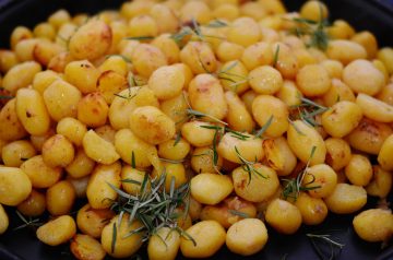 Garlic and Rosemary Potatoes
