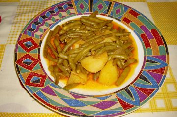 Greek Green Beans (Sketa Fassoula)