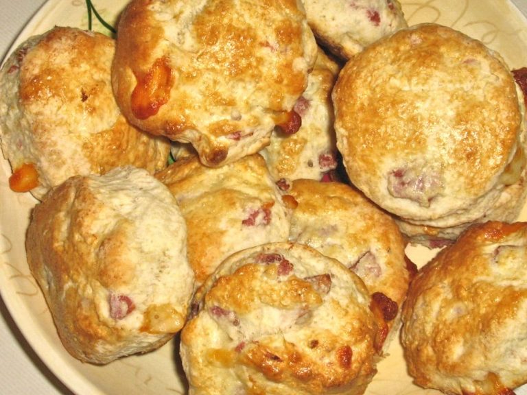 Ham and Cheddar Cream Scones