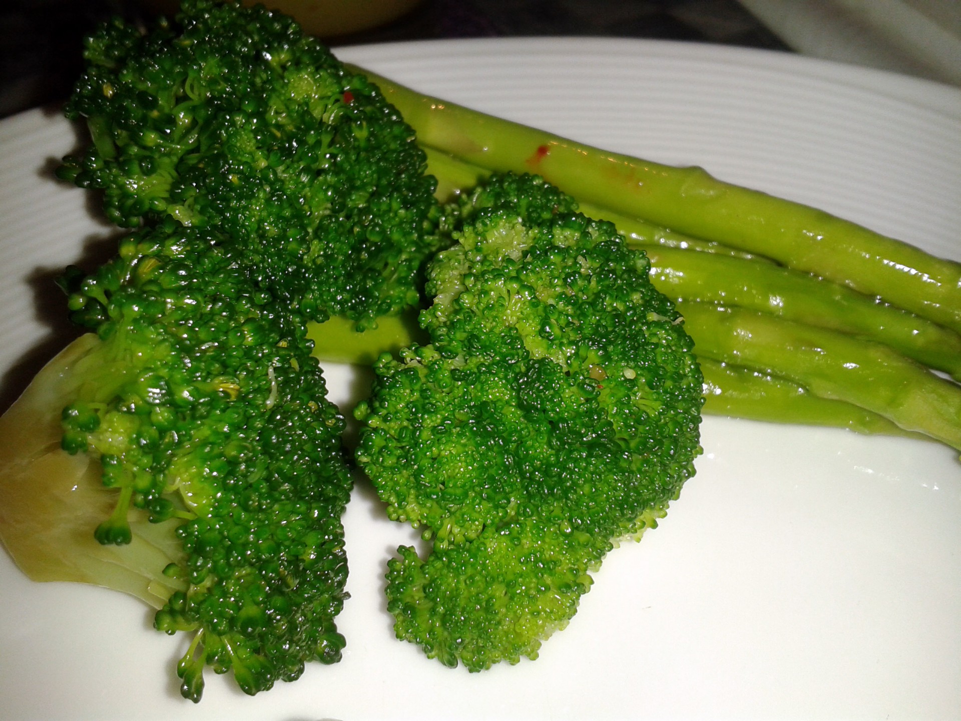 Herb-Crumbled Broccoli