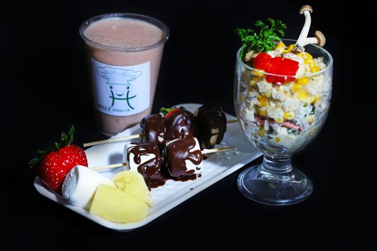 Chocolate Strawberry Clean out the Fridge Smoothie