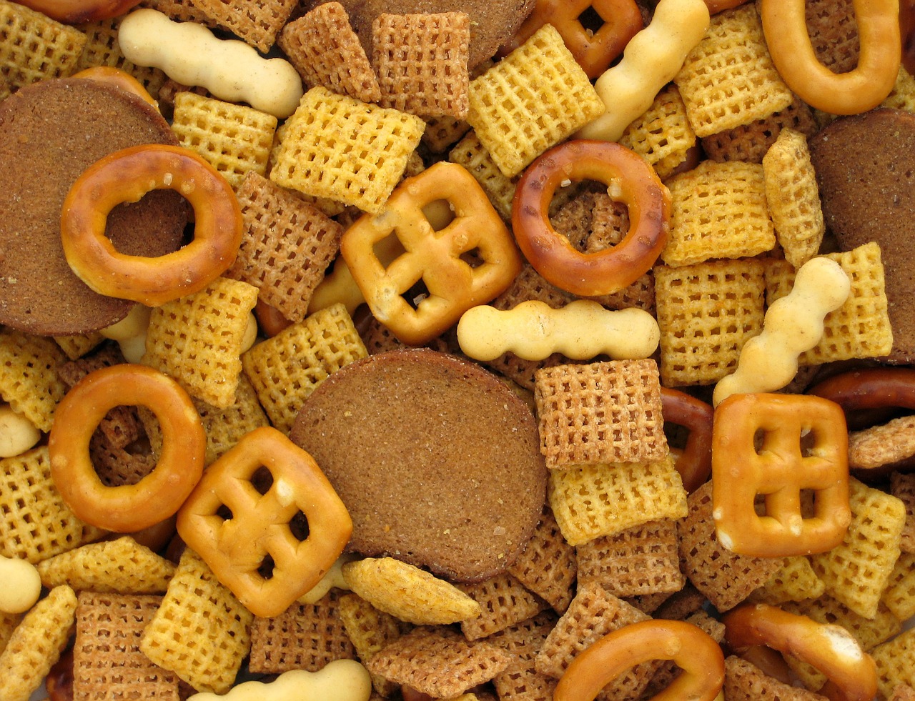 Hot and Zingy Chex Mix