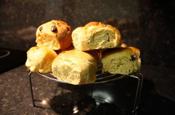 Hot-Beef Buns on the Grill