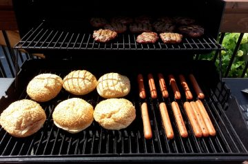 Aunty Diane's Yummy Burgers