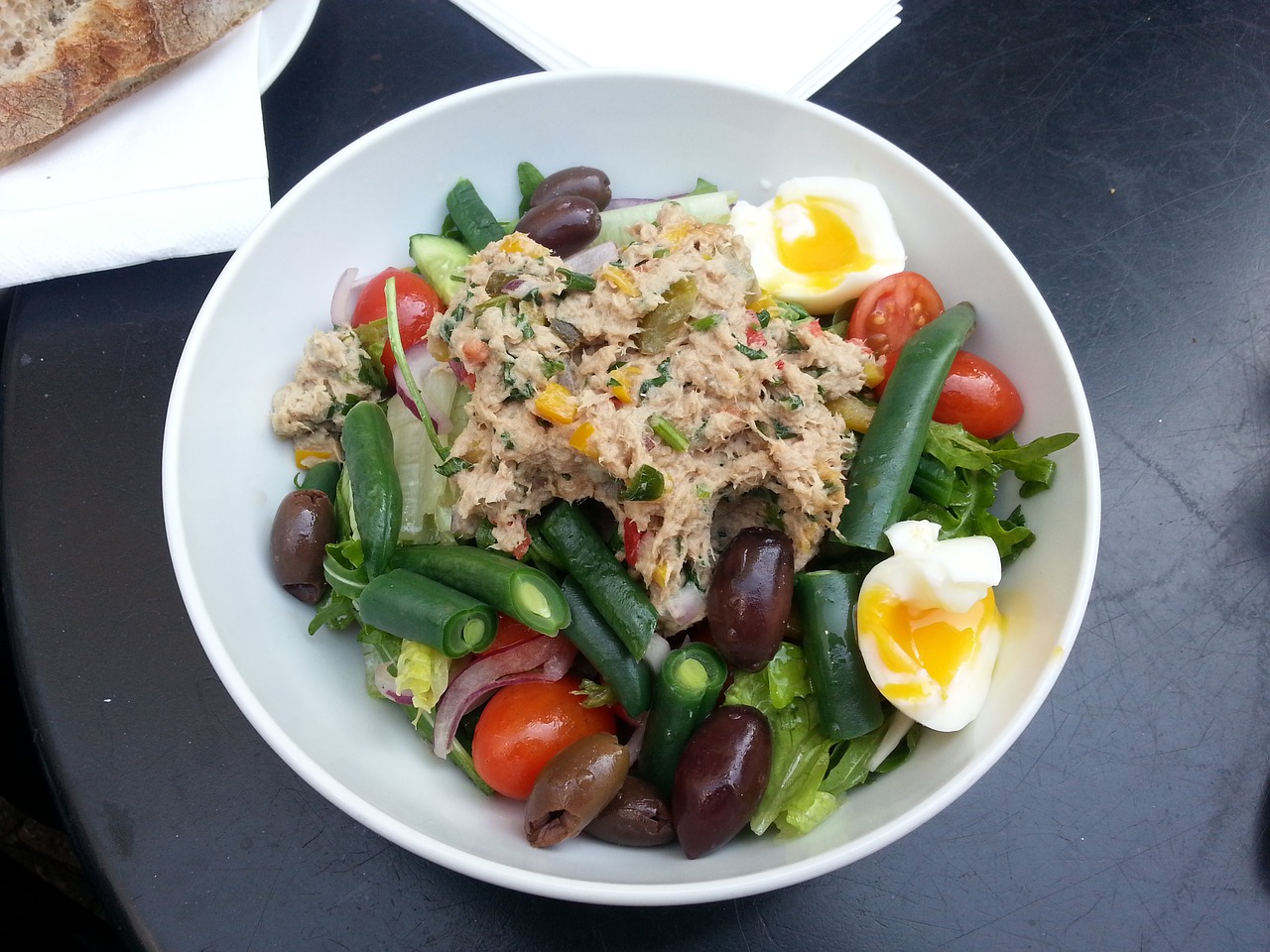 Hot Tuna Salad in Avocado Shells