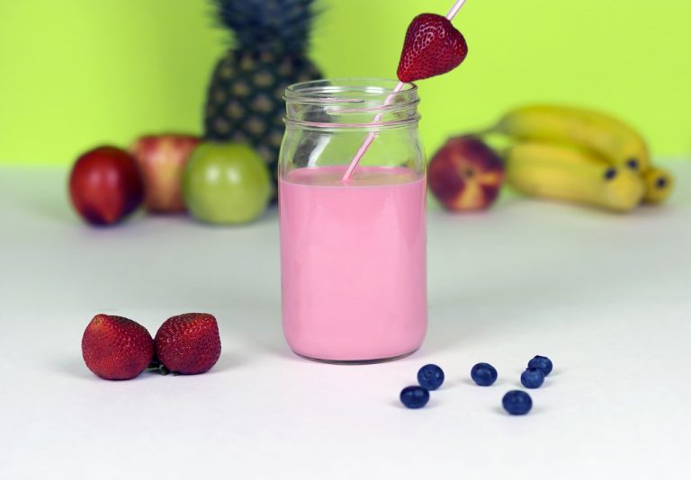 Blueberry Pineapple Smoothie