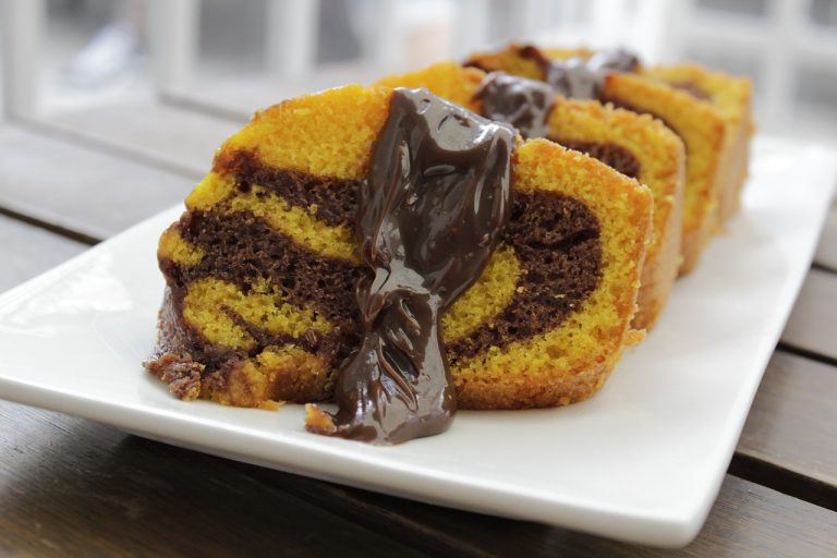 Lemon Syrup Cake