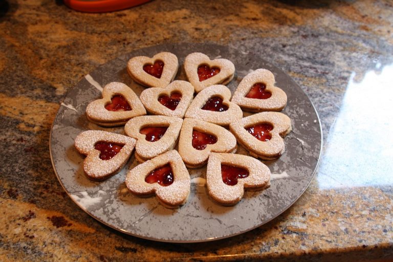 Linzer Bar