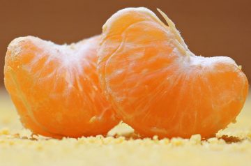 Mandarin Orange Salad With Peanut Dressing