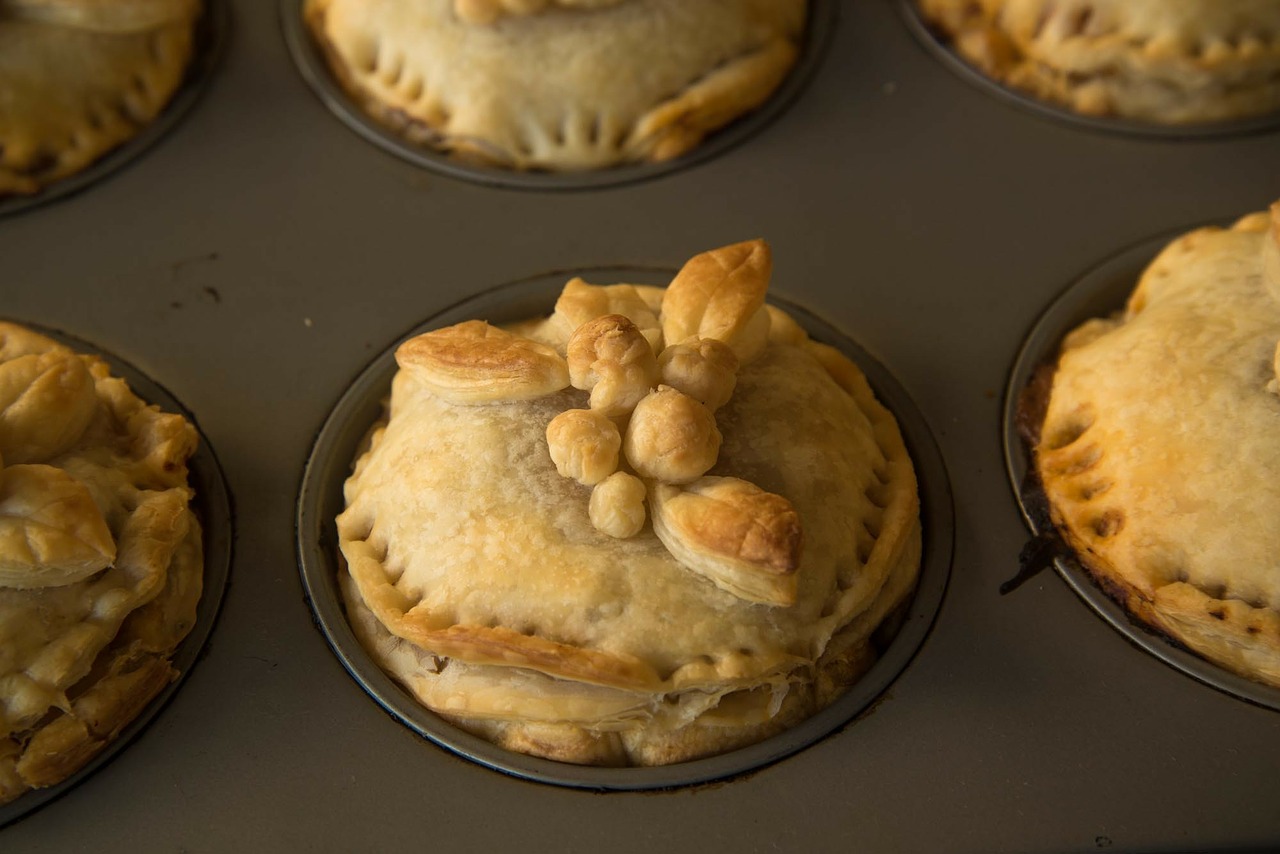 Chicken and Vegetable Casserole With Puff Pastry (Pot Pie)