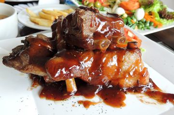 Meatloaf Muffins With BBQ Sauce