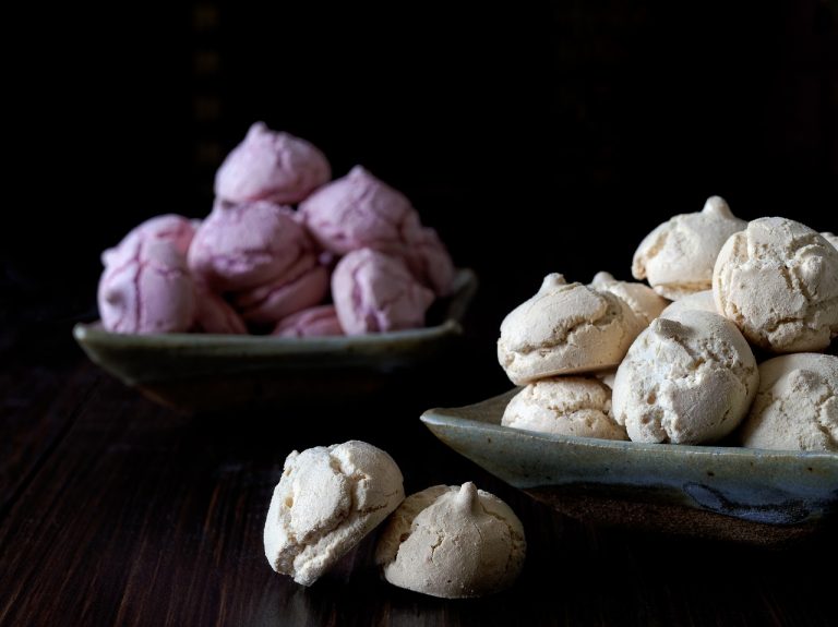 Easy and Delicious Meringue Cookies