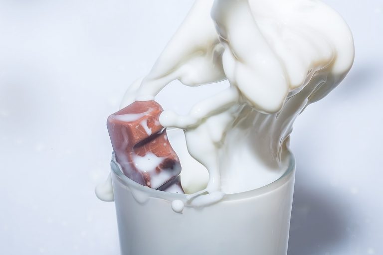 Strawberry Frosted Milk Drink