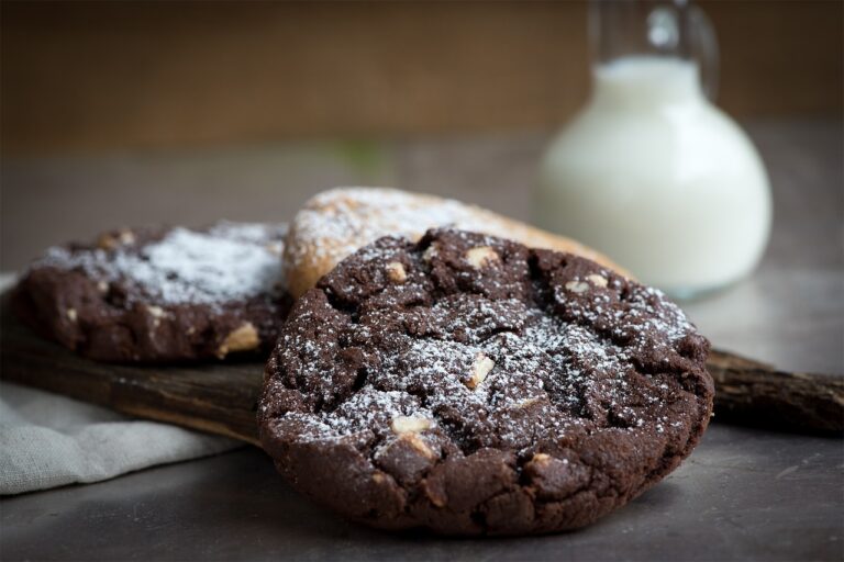 Mini Milk Chocolate Sandwich Cookies