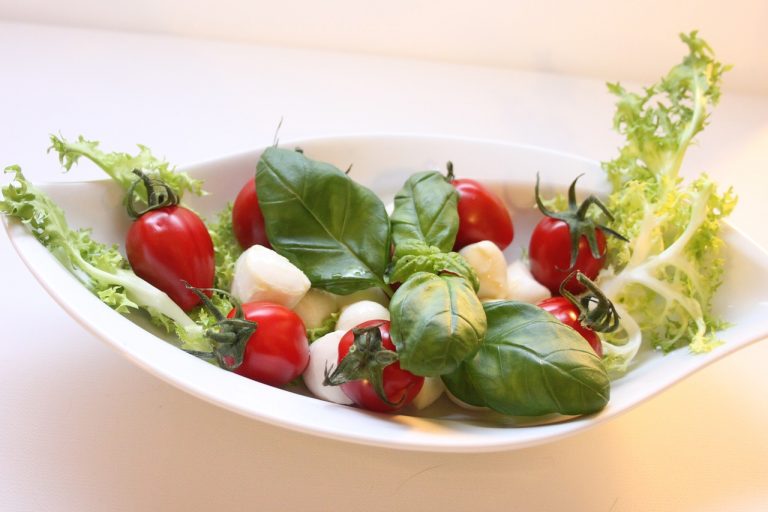 Strawberry Balsamic Salad