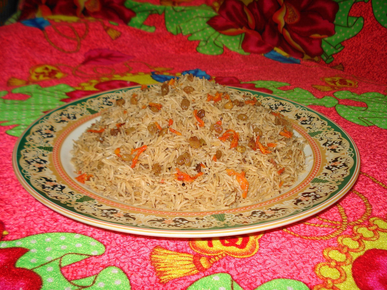 Murgh Tikka Pulao (Barbecued chicken pulao)