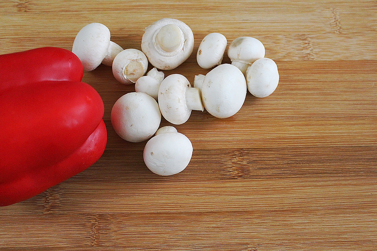 Mushroom and Red Pepper Carbonara