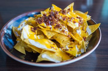 Easy Chili Nachos