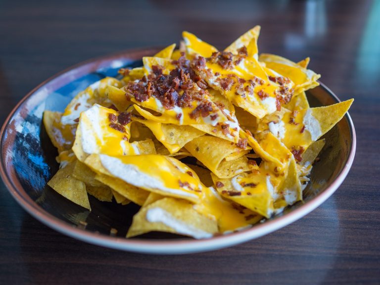 Easy Chili Nachos