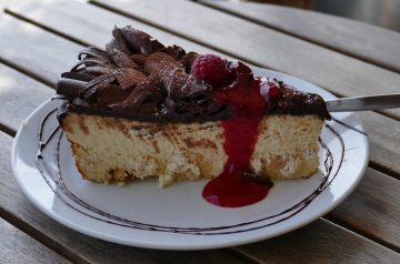 No-Bake Chocolate Cheesecake Dessert