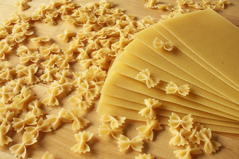Low Fat Lower Carb Turkey Lasagna ( Whole Wheat Lasagna Noodles)