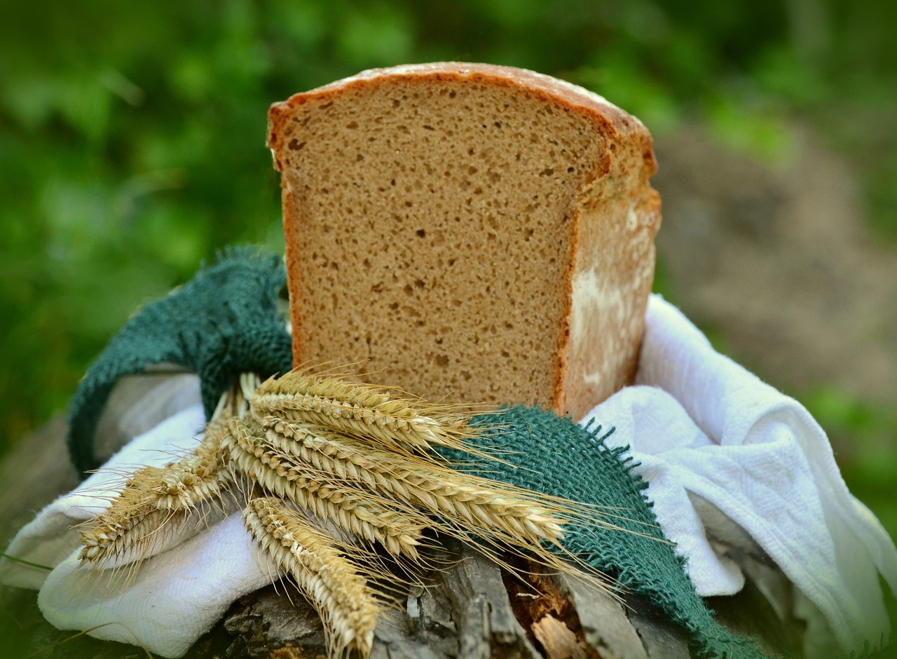 Nutty Barley Bake