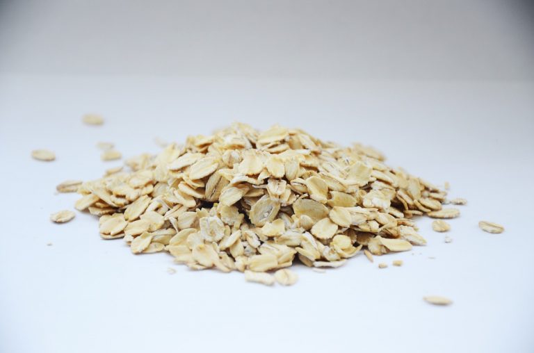 Oatmeal Porridge With Raisins