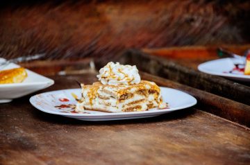 Old-Fashioned Banana Cream Pie With Chocolate Pastry