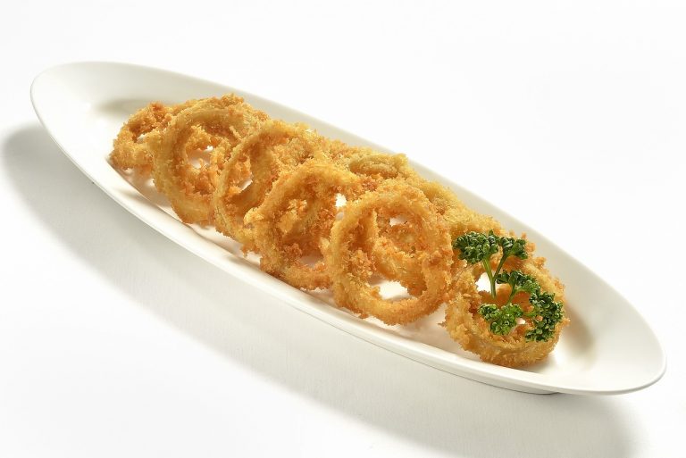 Sweet and Hot Fried Onion Rings