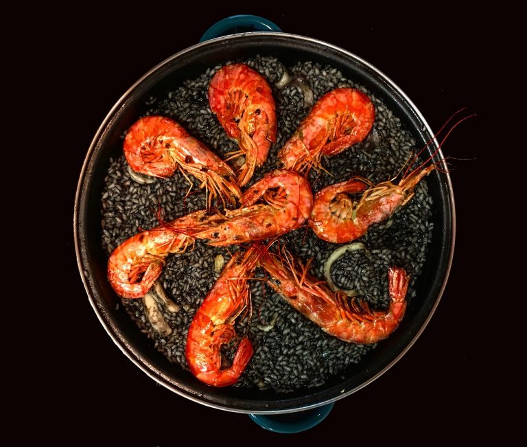 Cheesy Spanish Rice With Chicken and Black Beans