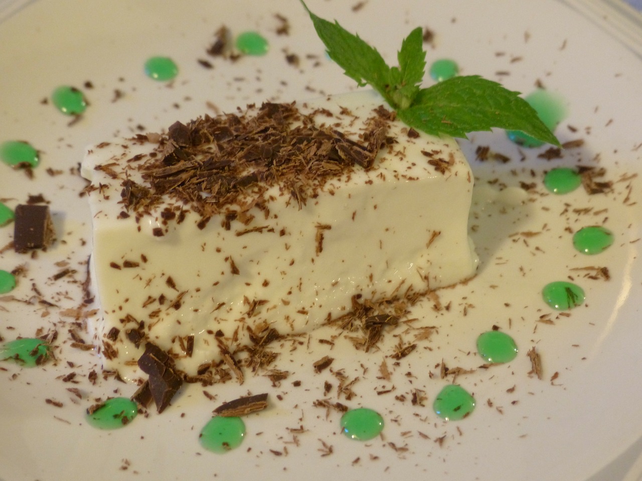 Creamy Layers Chocolate-Mint Pie