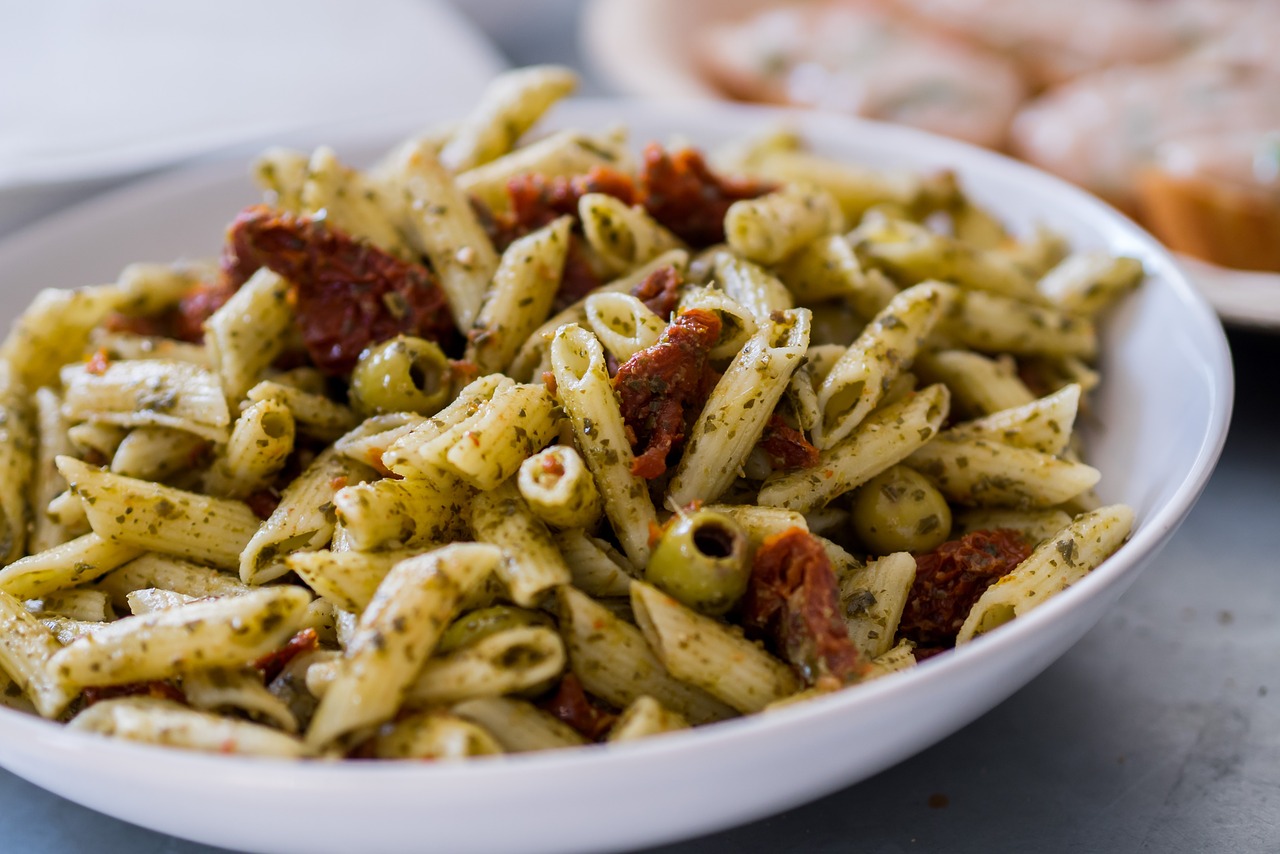 Italian Tomato and Pasta Salad