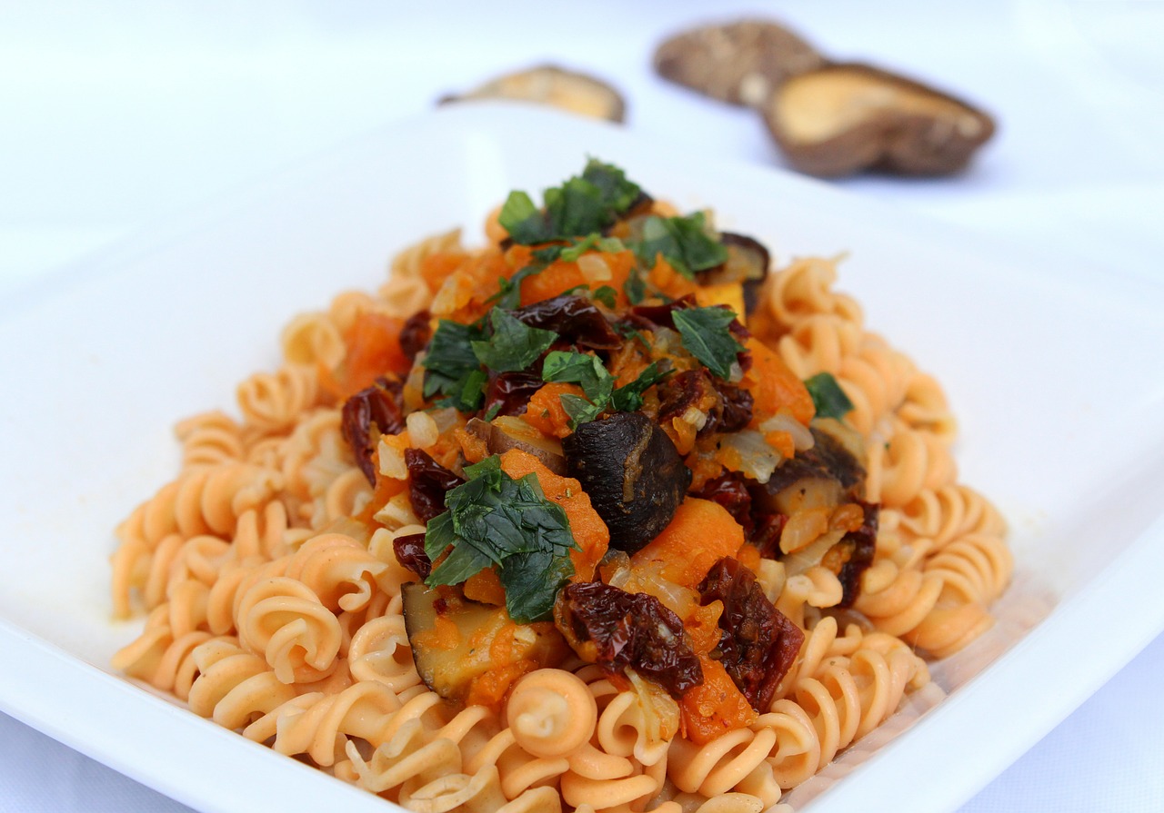 Pasta With Mushrooms and Pumpkin-Gorgonzola Sauce