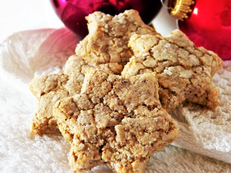 Pecan Macaroon Cookies