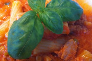 Penne and Meatballs with Red Pepper Sauce