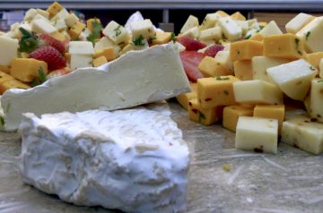 Penne With Chicken in Creamy Pepper Jack Cheese Sauce