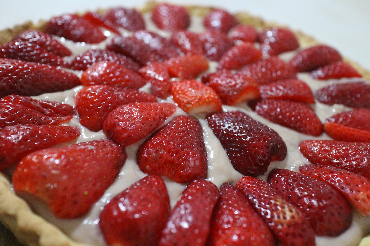 Strawberry Ribbon Pie