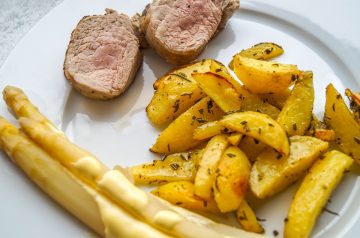 Apple-Pecan Tenderloin Medallions