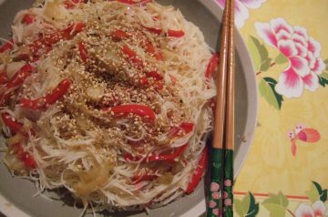 Indonesian Sesame Noodles