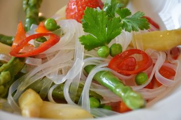 Rice Noodles with Ginger and Snow Peas