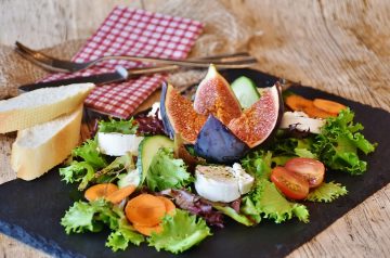 Roasted Beet and Goat Cheese Salad