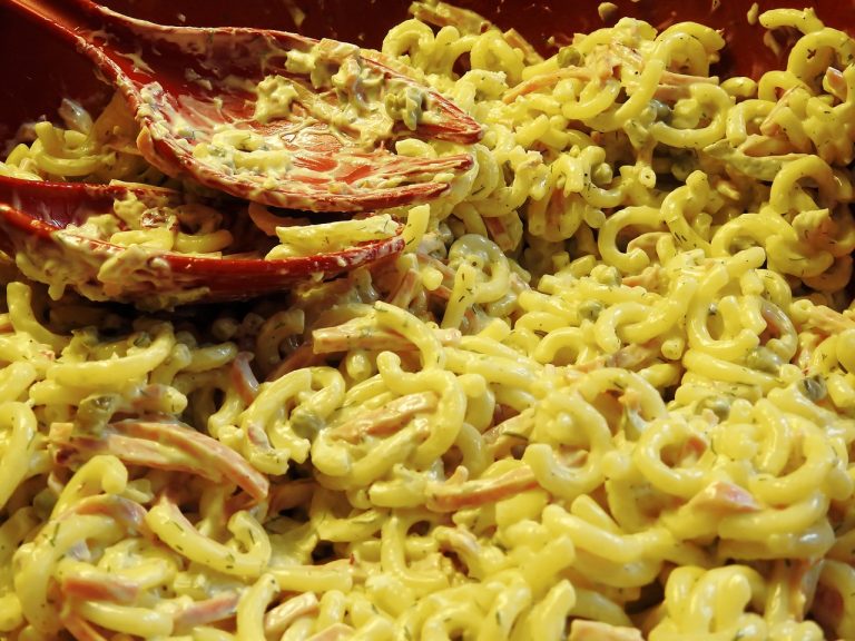 Spicy Noodle Salad With Vegetables