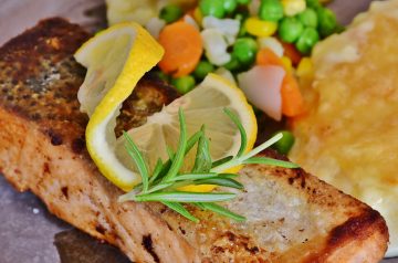 Grilled Salmon With Vegetables